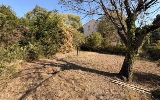 Terrain à bâtir au cœur du Crès Rare sur le secteur !