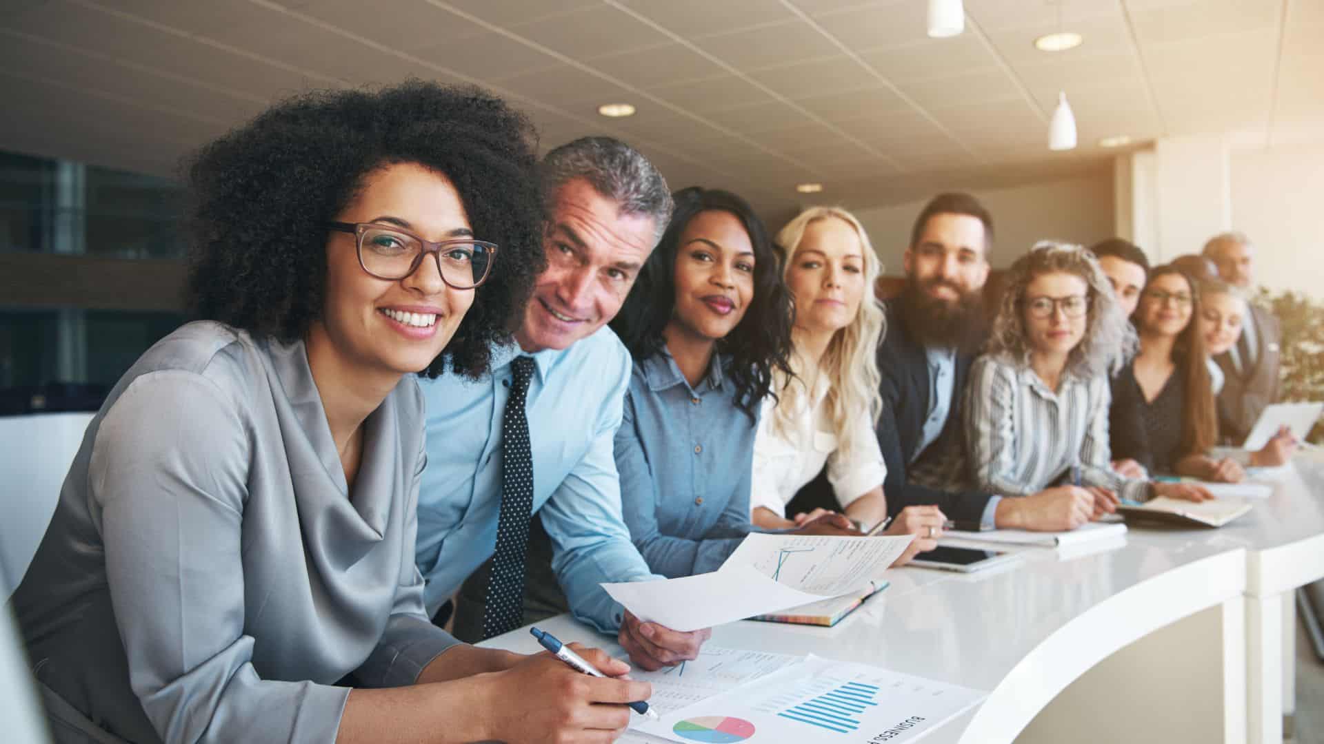 Effectieve Employee Resource Groepen (ERG's): De Motor Achter Organisatorisch Succes - Amplify DEI Effectieve Employee Resource Groepen (ERG's): De Motor Achter Organisatorisch Succes