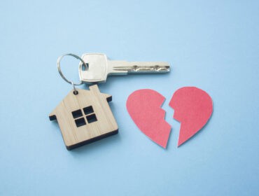 Vendre une maison en indivision : quelles règles et quelles solutions ?