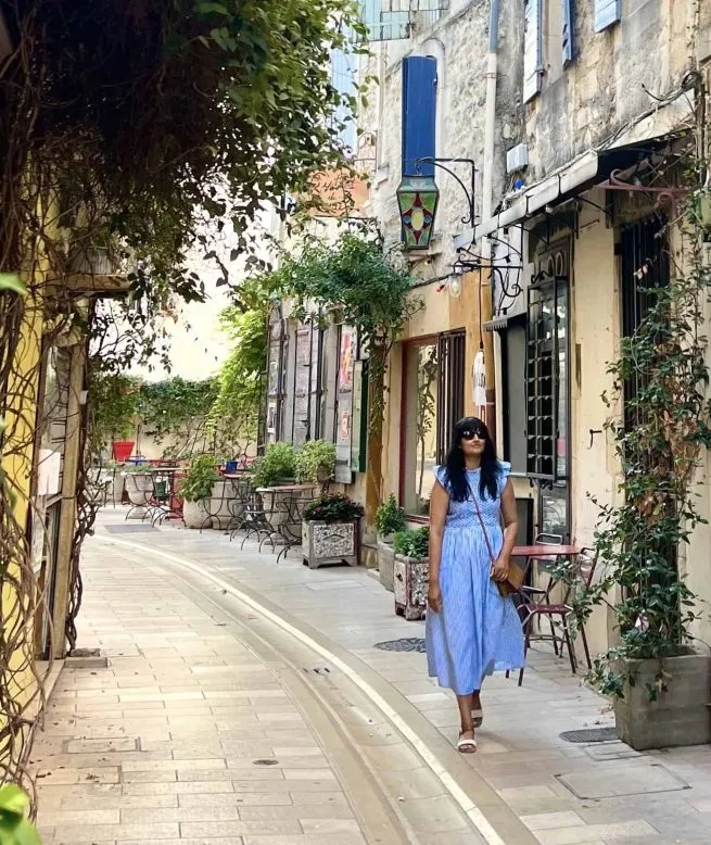 Bejal walking down a lane in St-Rémy-de-Provence