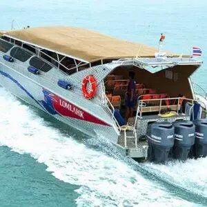 Pic - Boat - Lomprayah - Best Phuket Travel 3