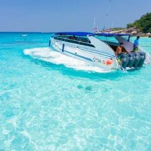 Pic - Seastar - Boat - 4 Engines - Best Phuket Travel