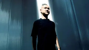 satoshi-tomiie