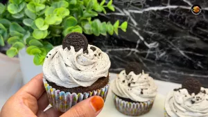 Continental Food Recipes 31 Bakery-Style Oreo Cupcakes by continental food recipes