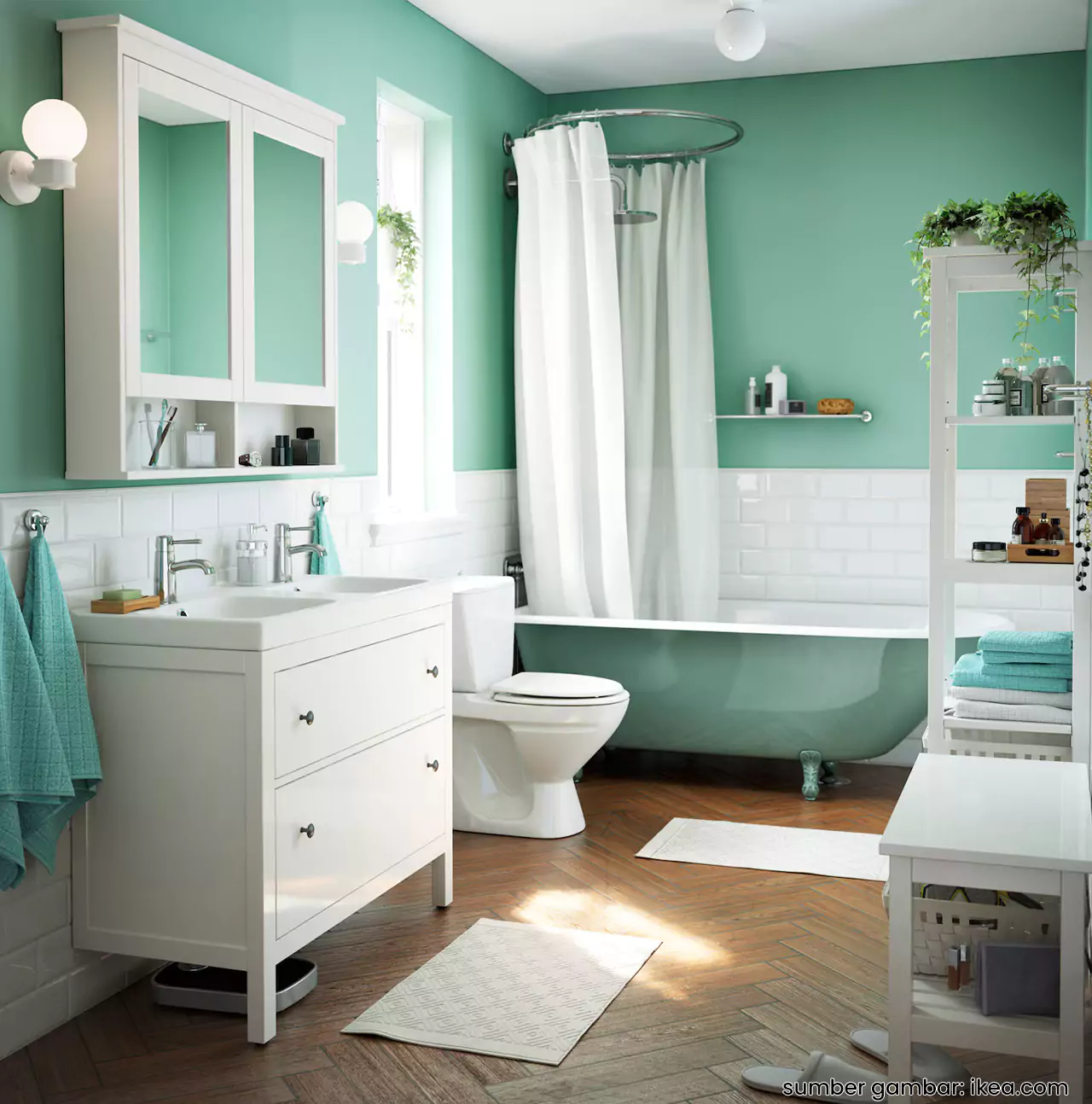 Kamar Mandi Sempit Warna Hijau Mint