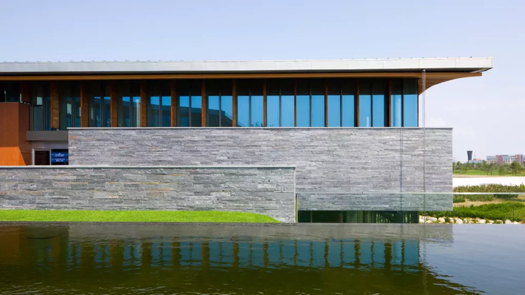 Keramik motif batu alam untuk dinding depan