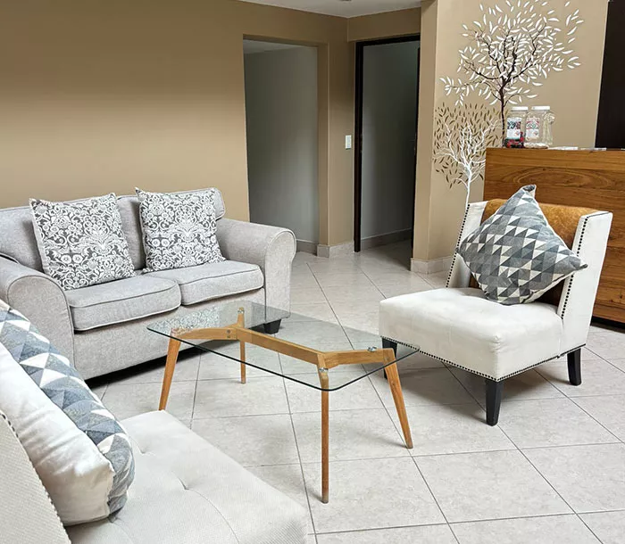 clinic Dr Faseeha Homeopath Home