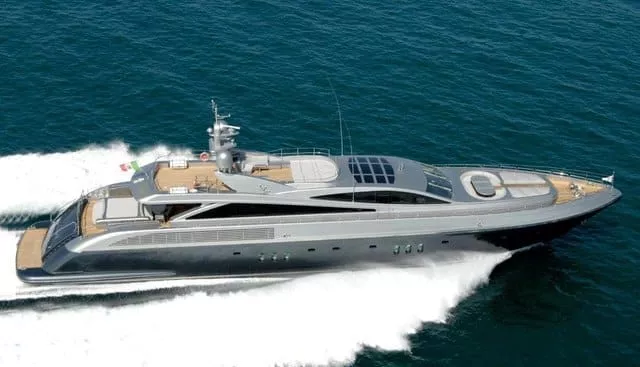 Handy Tips to Ensure Everyone's Safety on The Yacht | Dubriani