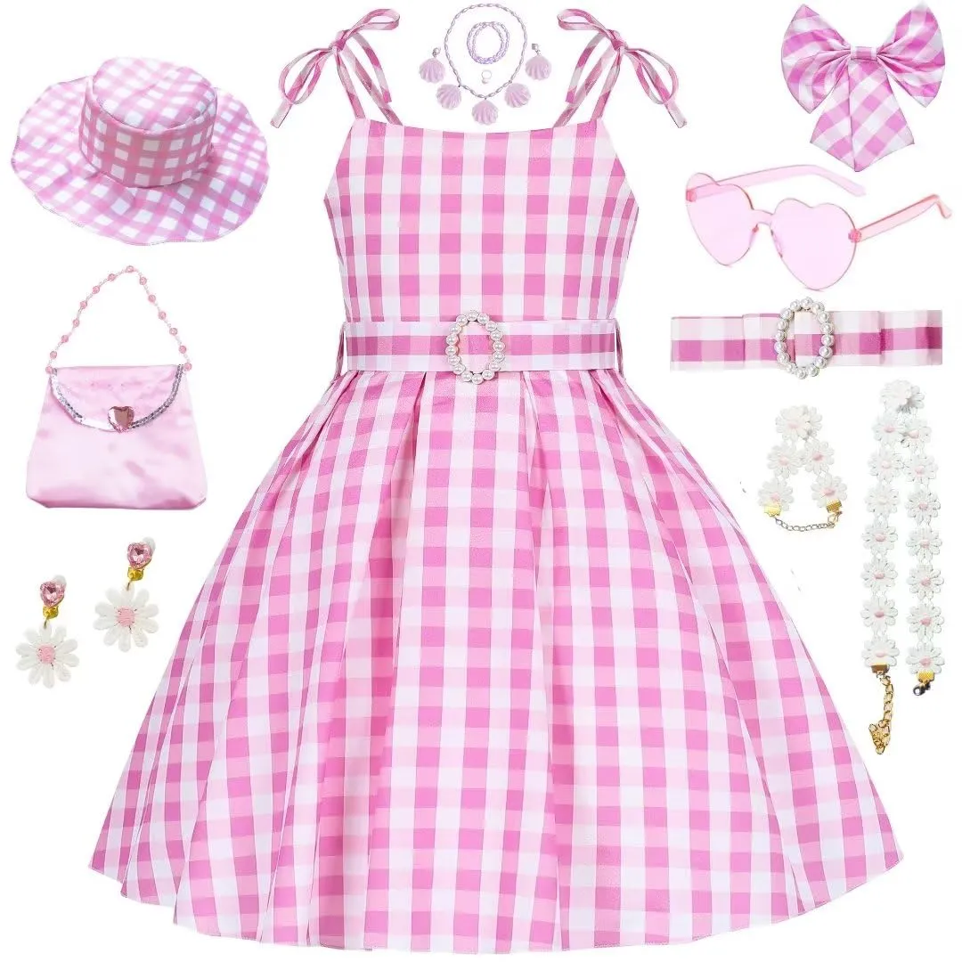 Barbie Halloween Costume Ideas for 2024 Trick-or-Treating 2 Barbie Halloween Costume Ideas for 2024 Trick-or-Treating beauty