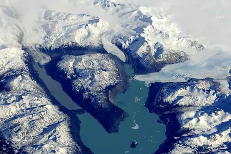 Piedmont glacier