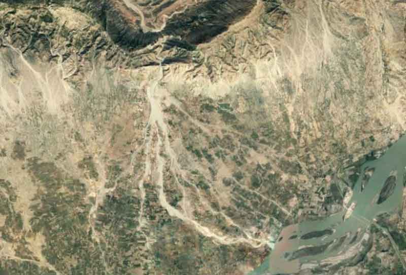 Distributary