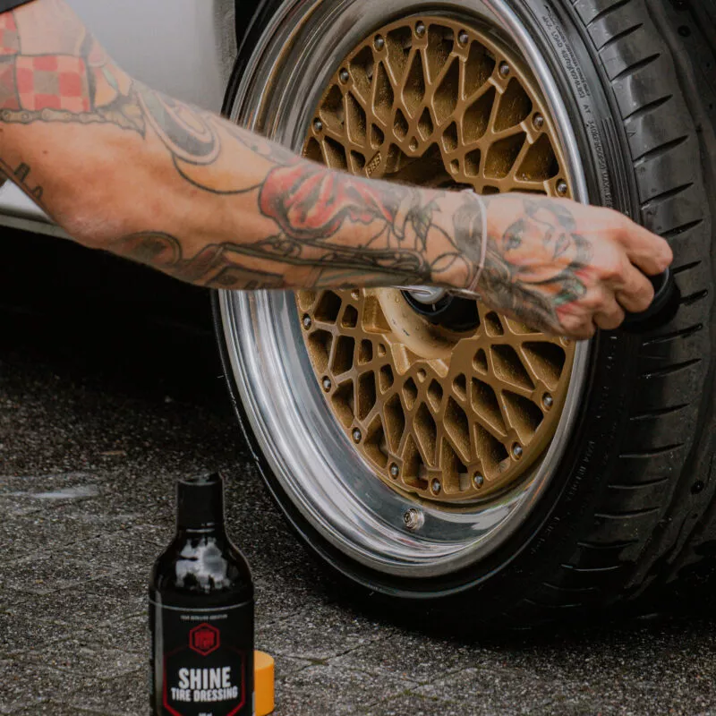 How to Clean Car Wheel Rims 2 How to Clean Car Wheel Rims