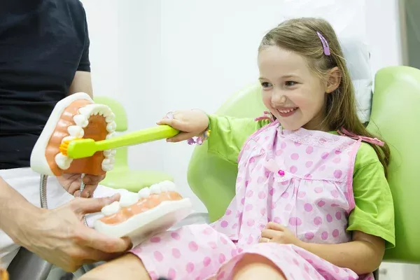 Building Lifelong Habits in Pediatric Dentistry by Teaching Kids Responsibility for Their Own Dental Care