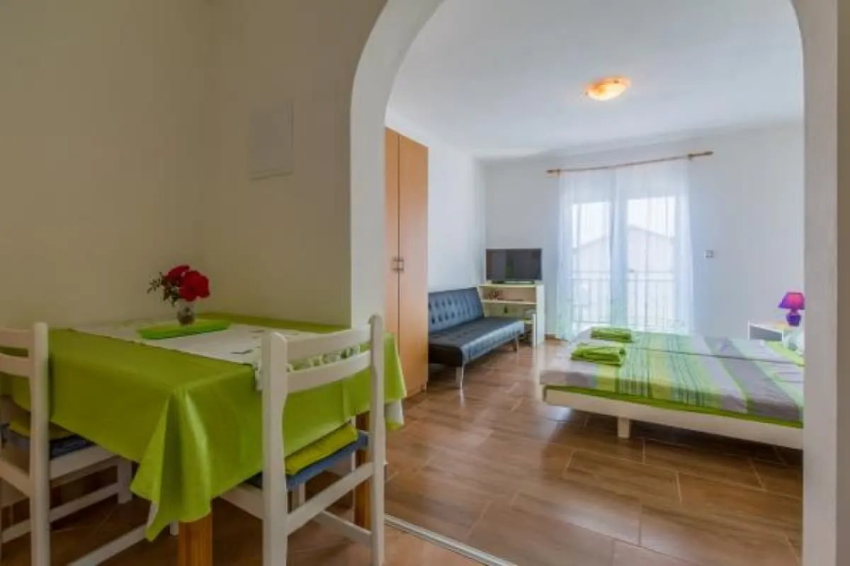 Apartman Silly 8
