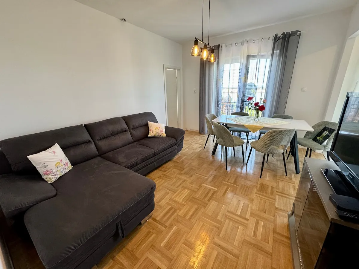 Apartment Fruky