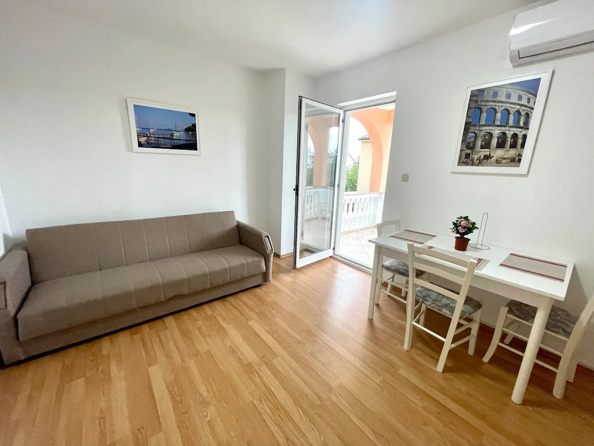 Apartment Julie 7