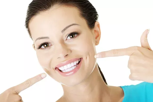 Teeth Whitening Without Peroxide: Gentle Alternatives for a Brighter Smile