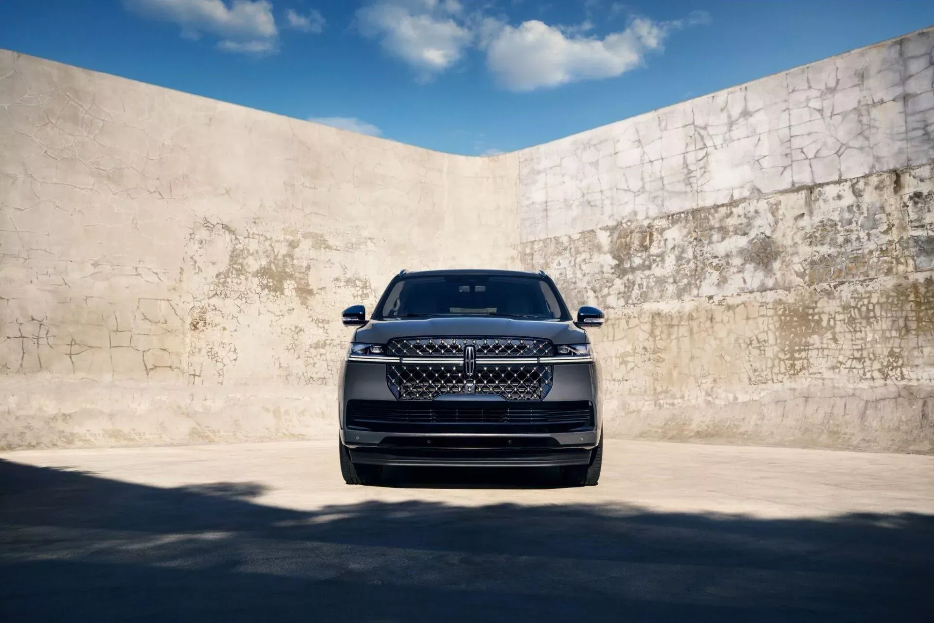 لينكون نافيجيتور 2025