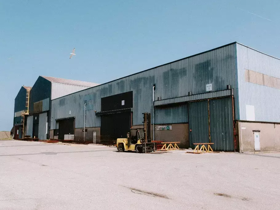 Common Commercial Garage Door Issues and How to Fix Them