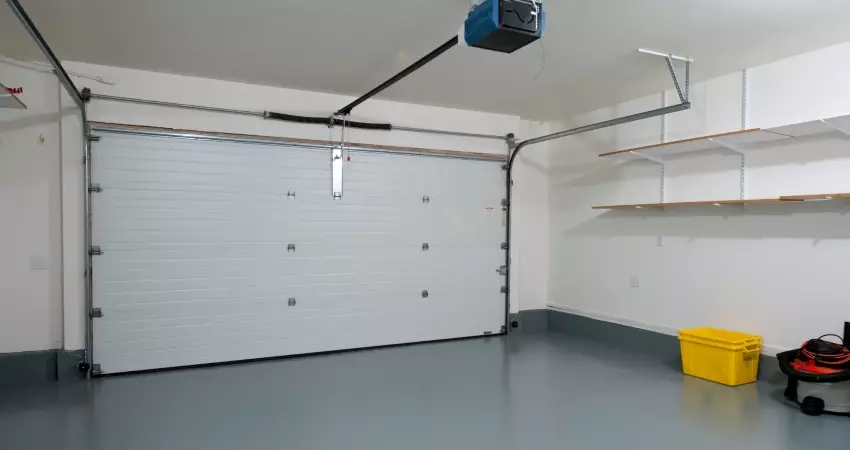 light blinks when garage door opens