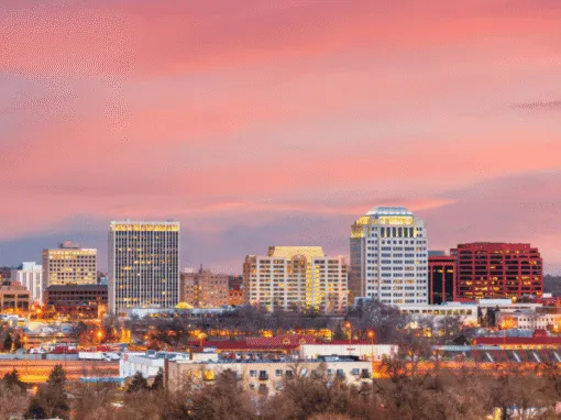 Aurora’s Endless Sunshine & Smiles: Your Guide to Year-Round Fun!