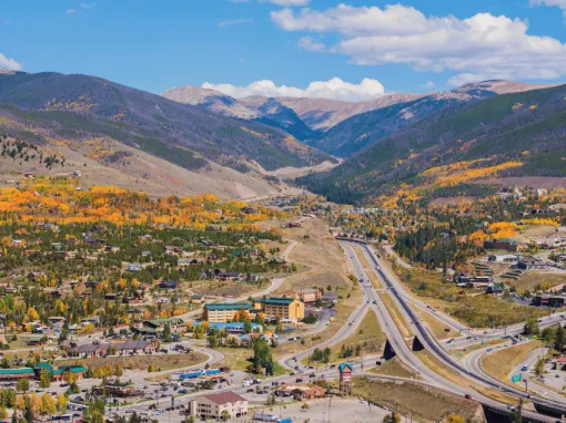Summertime Sparkles: Silverthorne’s First Friday Kicks Off Fun!