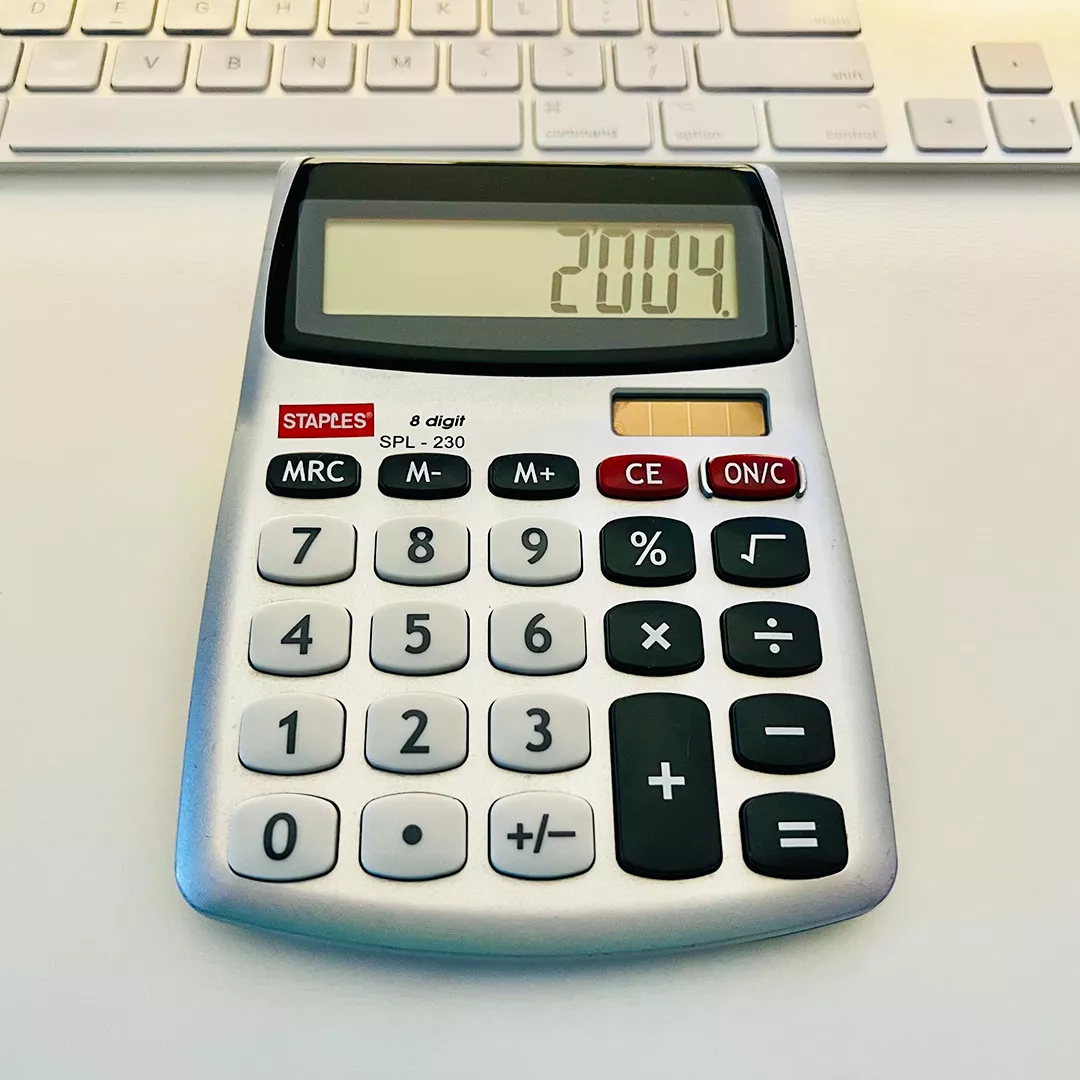 calculator Rectangle 827