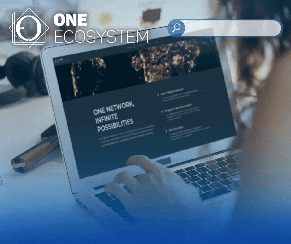 ONE NETWORK, INFINITE POSSIBILITIES "と表示されたウェブサイトを開き、ノートパソコンを使っている人物。上部には "ONEECOSYSTEM "のロゴと検索バーのグラフィックが表示されている。.