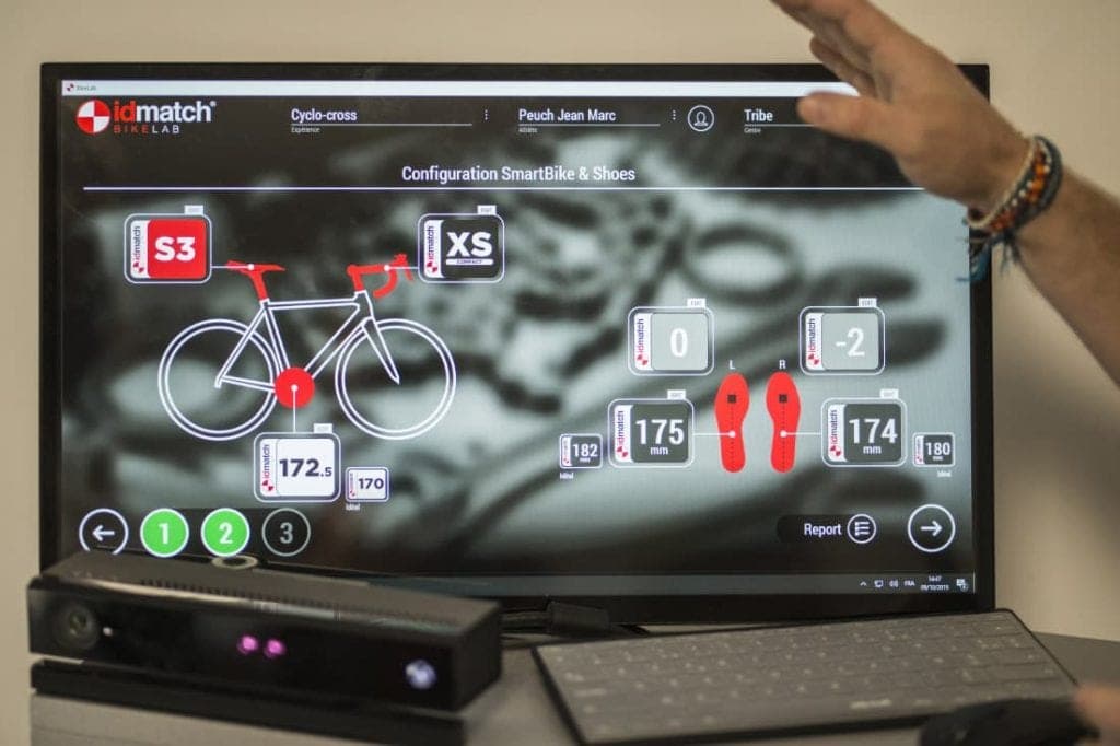 El sistema Selle Italia ID Match Bike Lab, se vale de la tecnología de detección 3D para ajustar la posición del biker sobre la bicicleta.