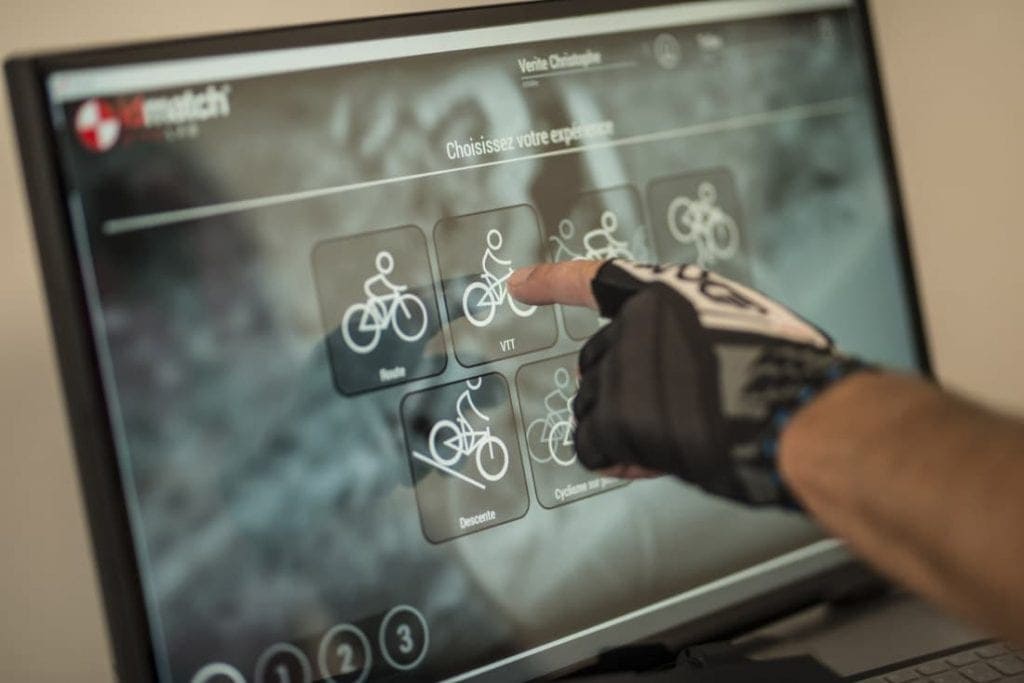 El responsable del estudio de bikefitting puede elegir la disciplina ciclista.