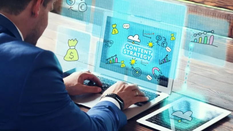 An SEO consultant in San Marcos TX working on a content strategy for a client./