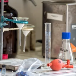 Nuova Tecnogest laboratorio per analisi chimiche