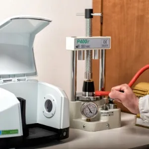 Nuova Tecnogest laboratorio chimico