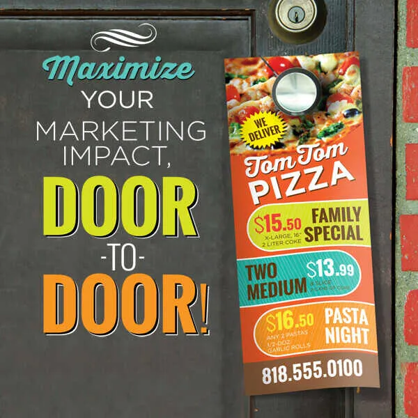 una puerta con un door hanger impreso en printing services in hialeah