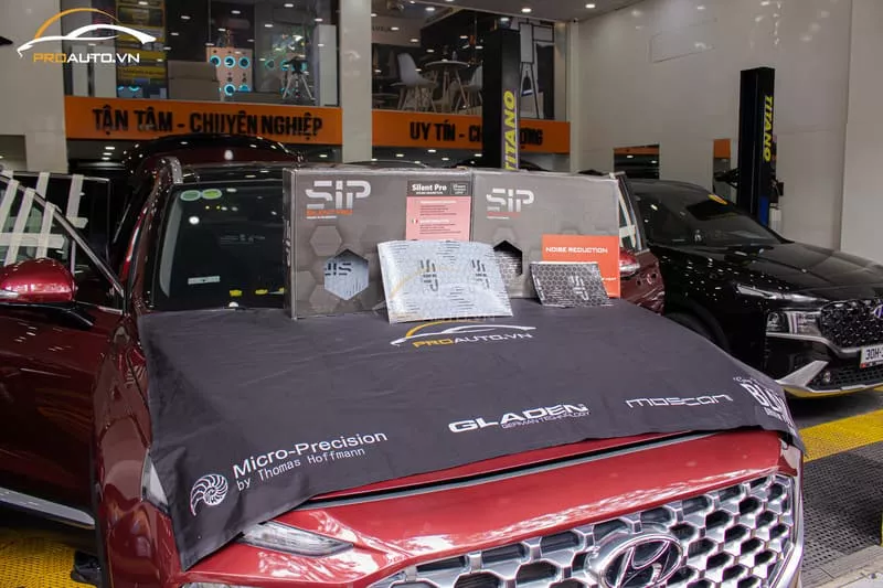 Thi công cách âm chống ồn xe ô tô tại Proauto.vn