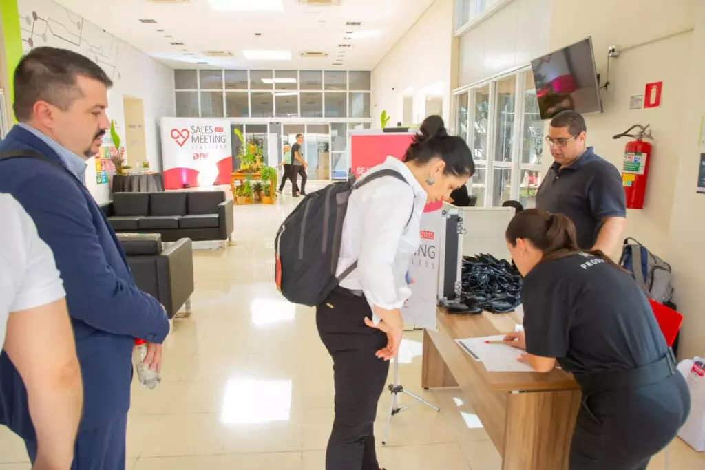 P&F Brazil team members signing in at the 2025 Sales Meeting