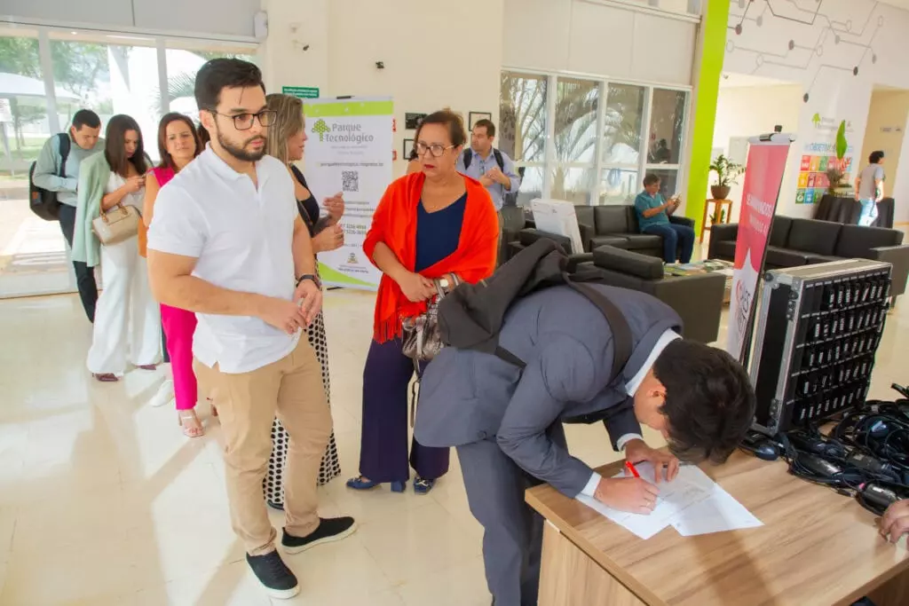 P&F Brazil team members signing in at the 2025 Sales Meeting