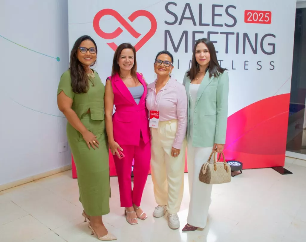 P&F Brazil team members standing for a photo at the 2025 Sales Meeting