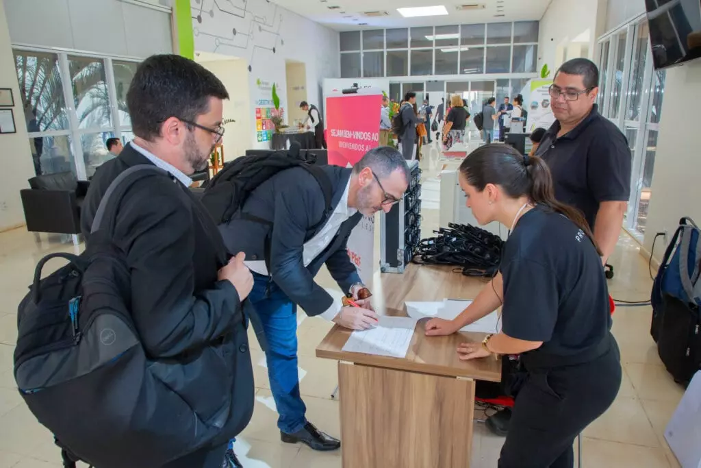 P&F Brazil team members signing in at the 2025 Sales Meeting