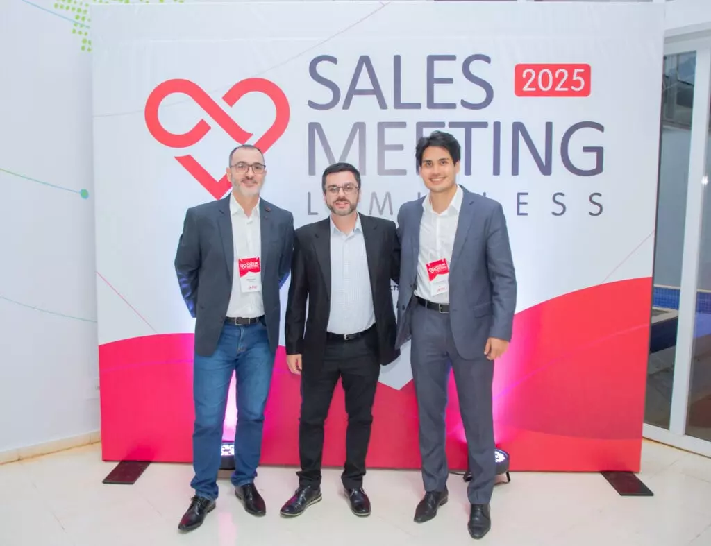 P&F Brazil team members standing for a photo at the 2025 Sales Meeting