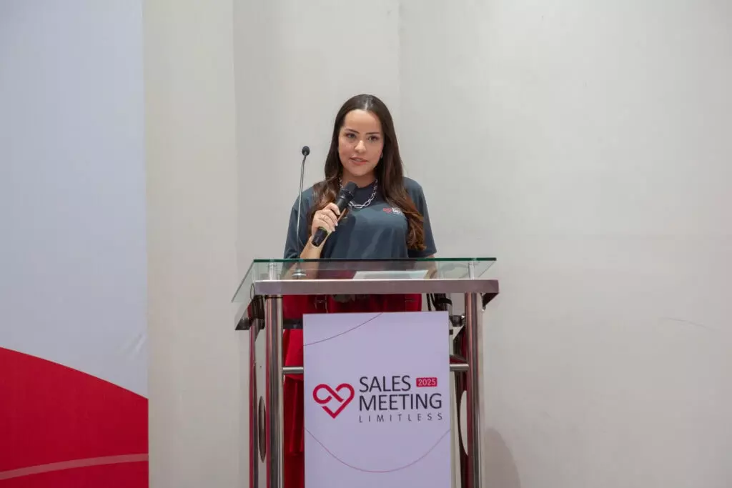 P&F Brazil team member speaking at the 2025 Sales Meeting