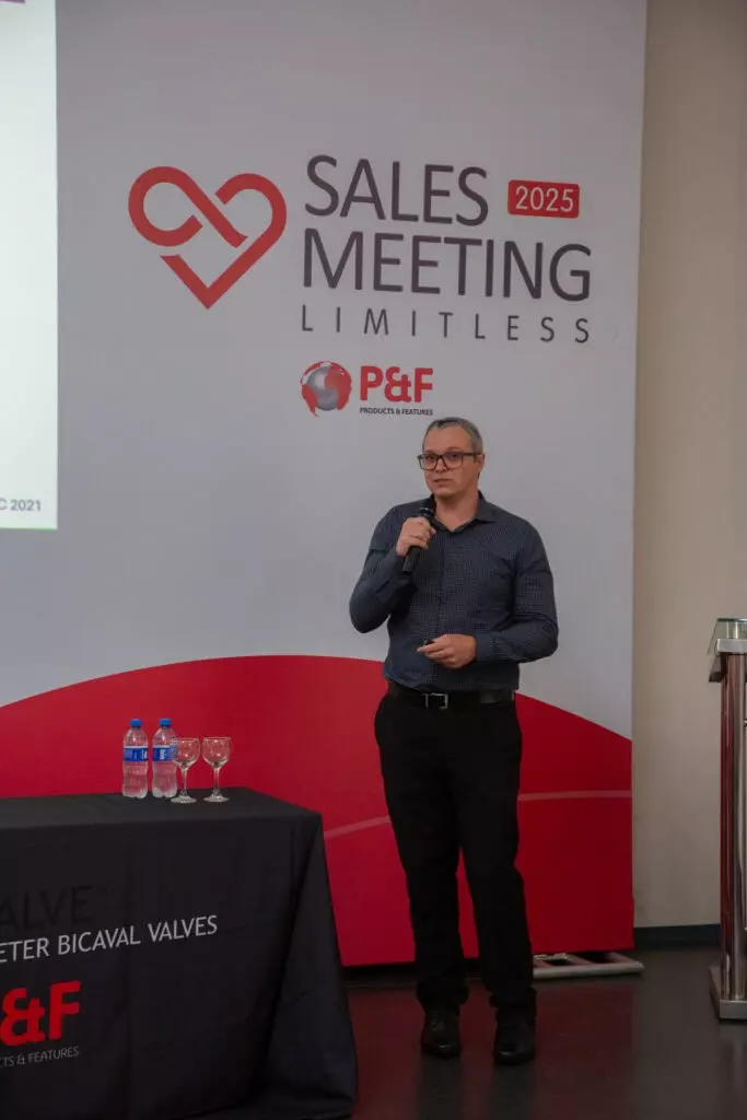 P&F Brazil team member speaking at the 2025 Sales Meeting