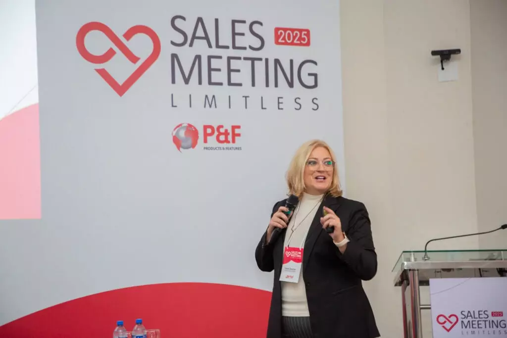 P&F Brazil team member speaking at the 2025 Sales Meeting