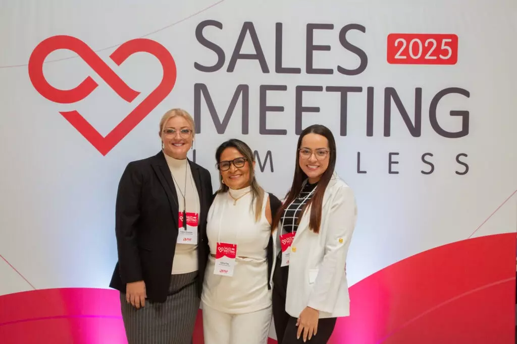 P&F Brazil team members standing for a photo at the 2025 Sales Meeting