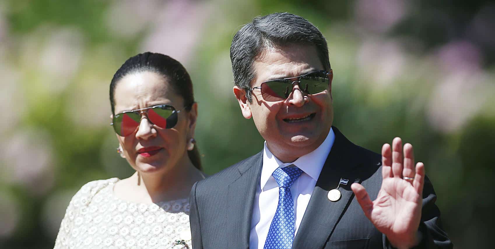 La esposa de Juan Orlando Hern·ndez anuncia que buscar· ser tambiÈn presidenta de Honduras