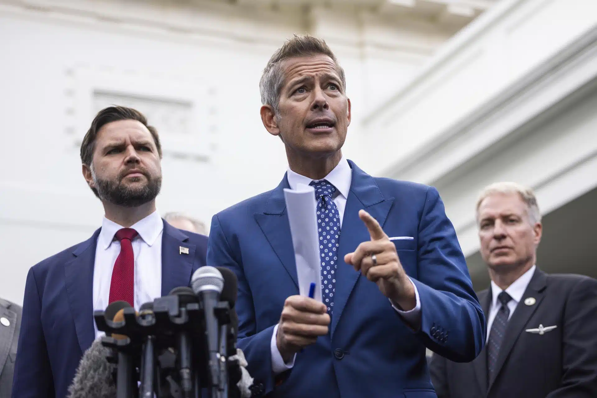 EE.UU. podrรญa cerrar partes de su espacio aรฉreo si se prolonga el cierre de Gobierno