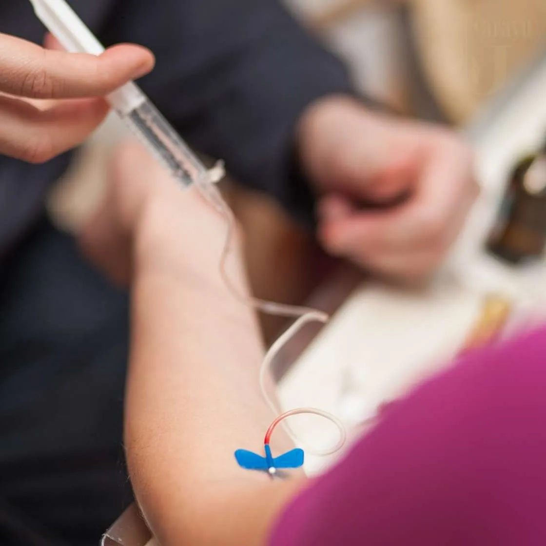 glutathione iv drip for skin whitening Glutathione IV Drip in Delhi