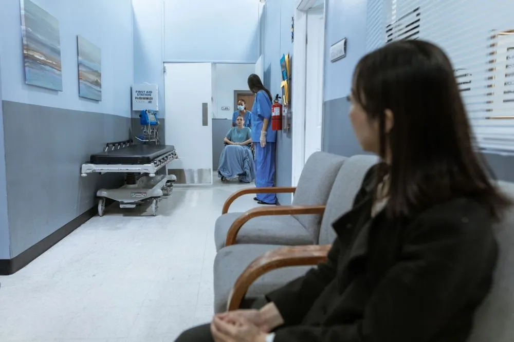 Opioid Taper & Botox for Migraines in Grand Prairie, TX 4 Welcoming pain management clinic waiting area serving Grand Prairie and Arlington TX patients
