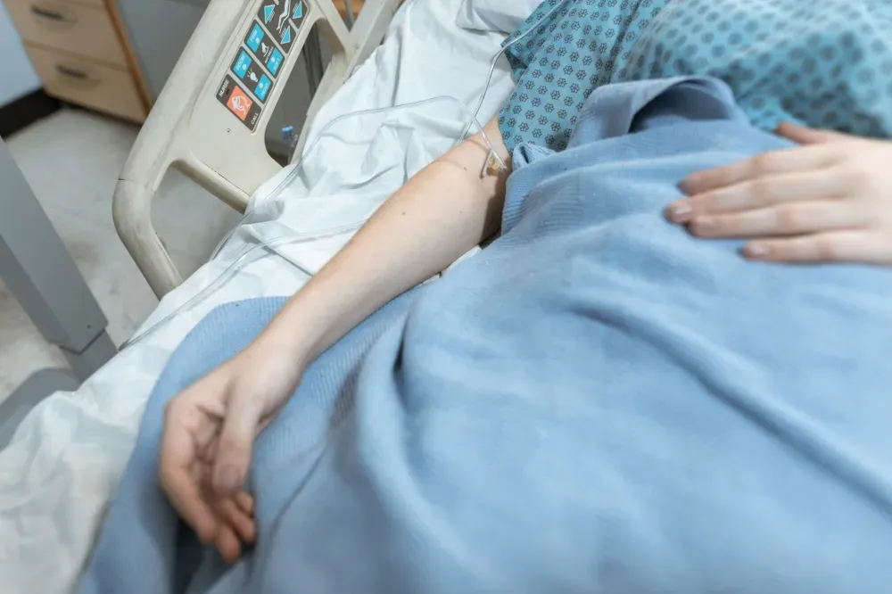 Selective Nerve Root Block in Plano, TX | Non-Surgical Options 3 Patient resting comfortably in a recovery area after a minimally invasive nerve block procedure