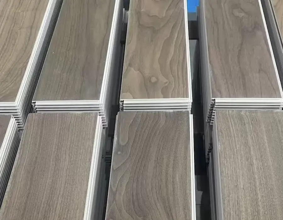Top Quality Veneer Vinyl Flooring Supplier in China Veneer SPC Flooring with finished productions